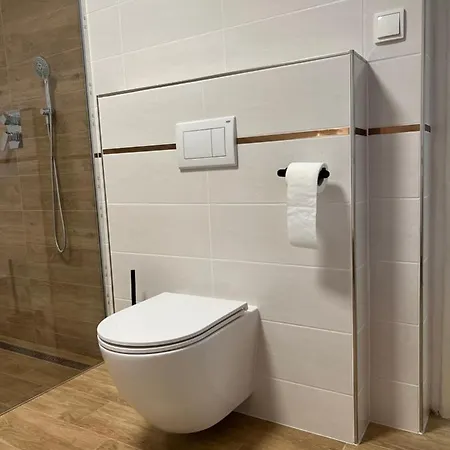 Проживание в семье Elen 6 Luzek, 86 M2 *
