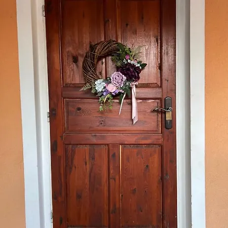 Elen 6 Luzek, 86 M2 * ديشين