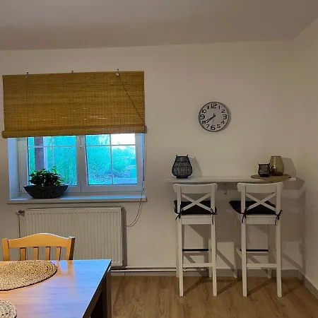 Elen 6 Luzek, 86 M2 Проживание в семье