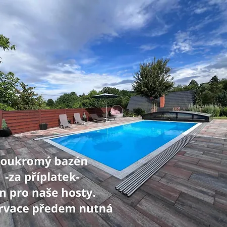 Elen 6 Luzek, 86 M2 Privatunterkunft Decin